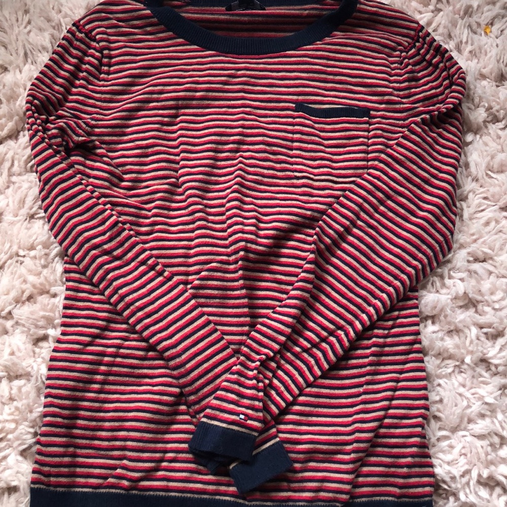 Light weight sweater by Tommy Hillfiger